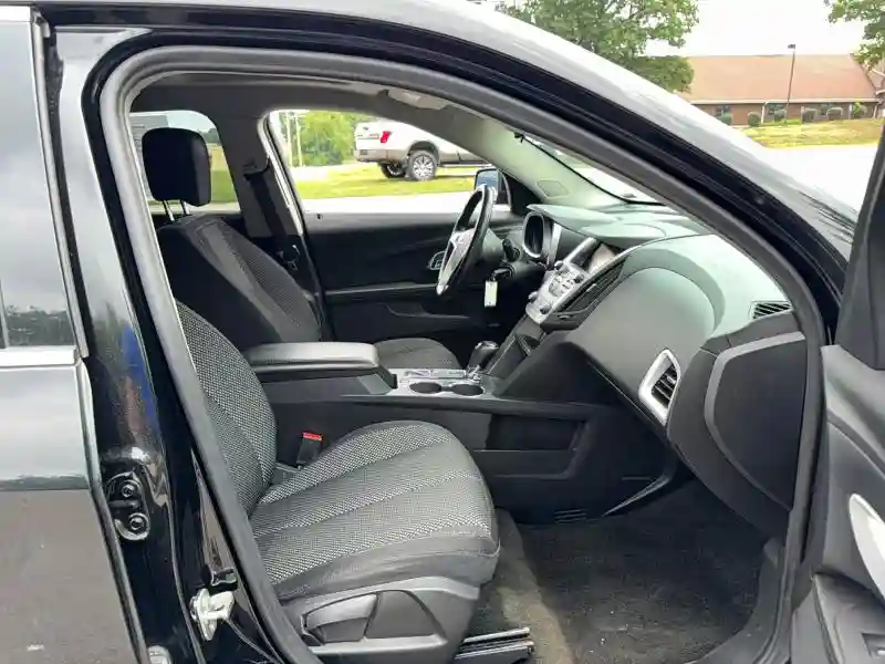 2GNFLFE31H6232477 2017 CHEVROLET EQUINOX-4