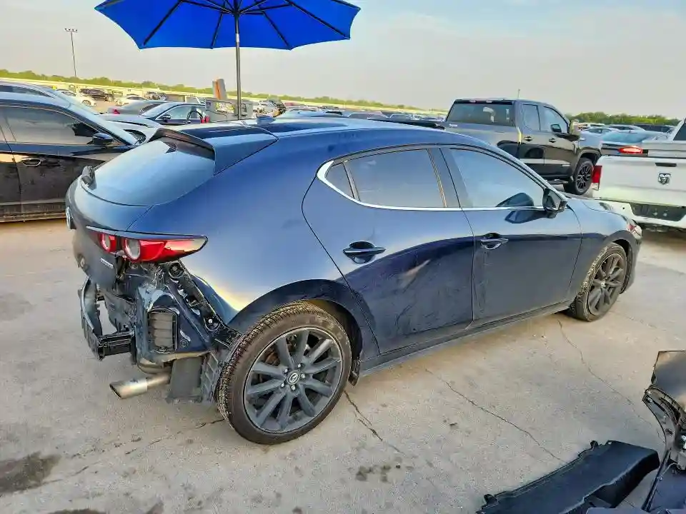JM1BPANM3L1163441 2020 MAZDA 3-2