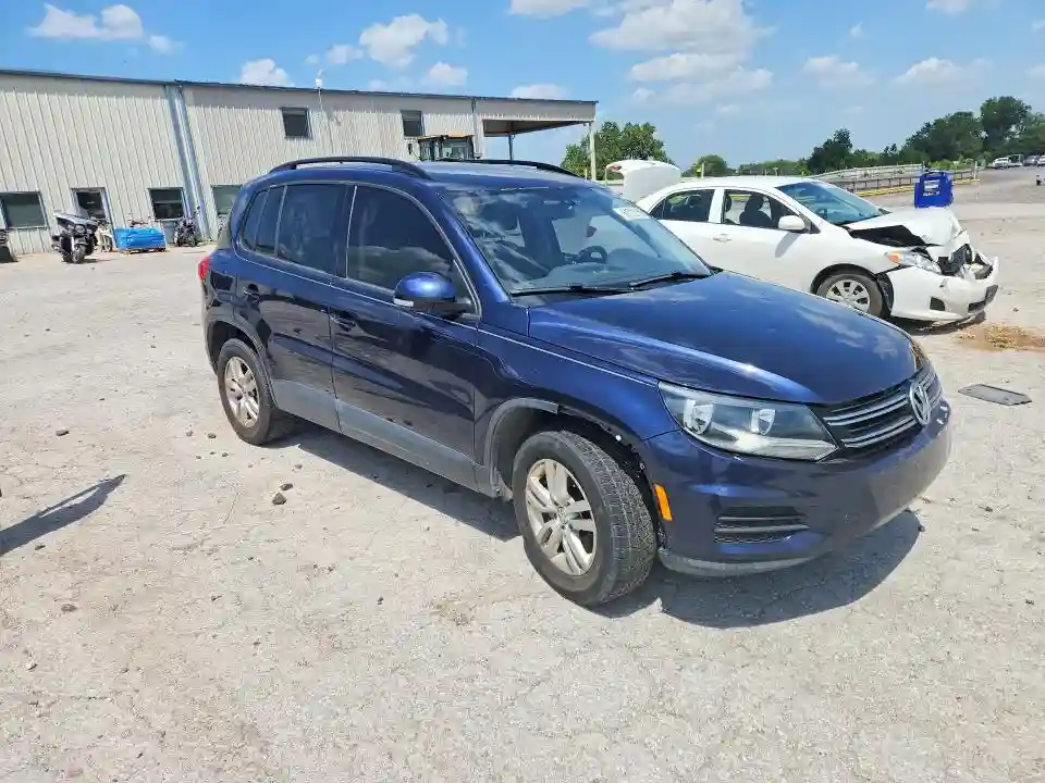 WVGBV7AX2GW576299 2016 VOLKSWAGEN TIGUAN-3