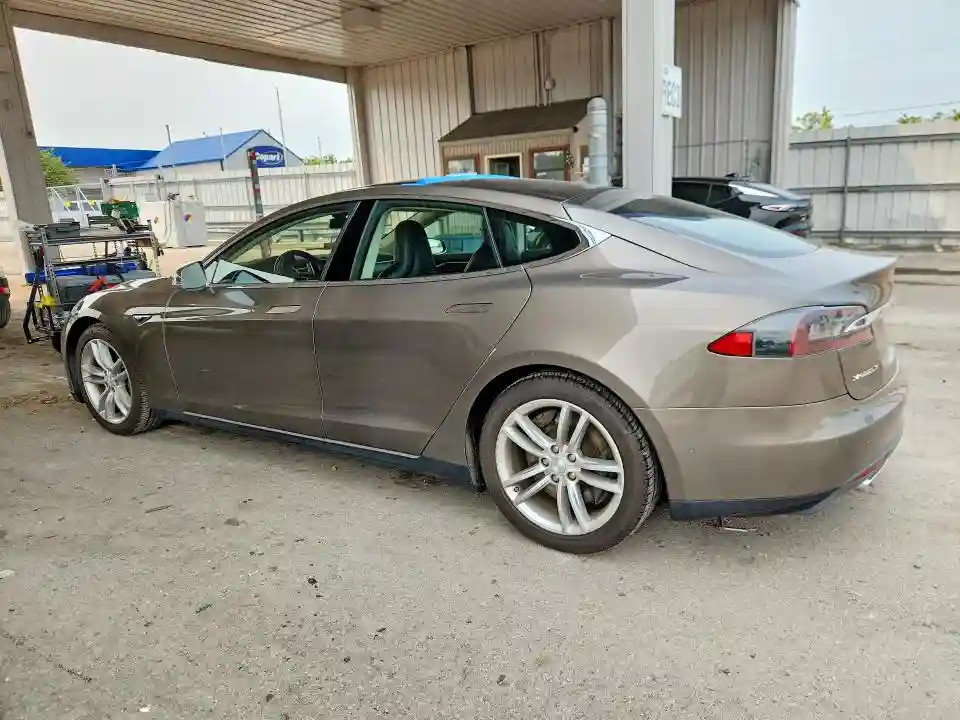 5YJSA1S29FF096022 2015 TESLA MODEL S-1