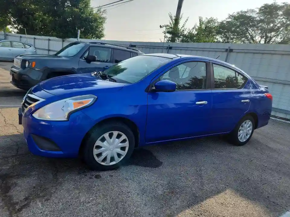 3N1CN7AP8HL801750 2017 NISSAN VERSA-0