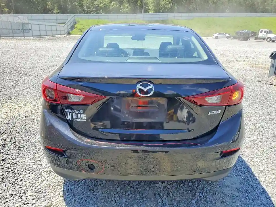 3MZBN1V31JM163318 2018 MAZDA 3-5
