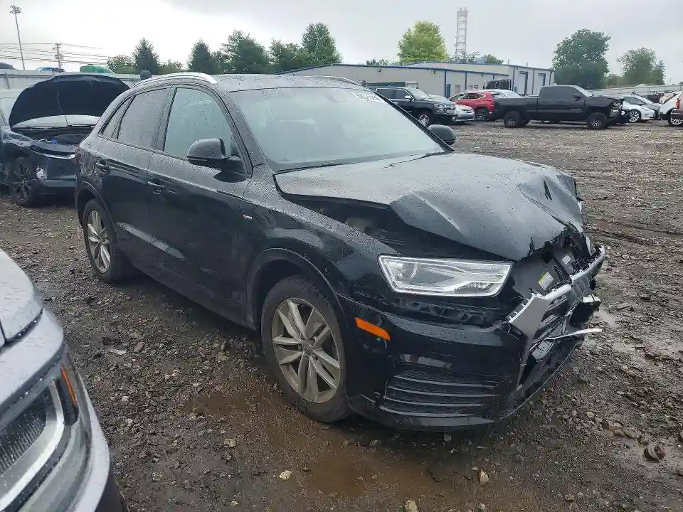 WA1BCCFS3JR023001 2018 AUDI Q3-3