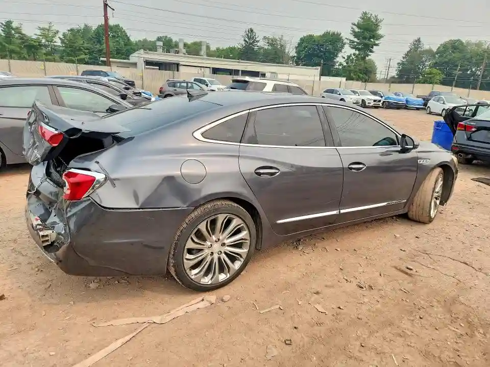 1G4ZR5SS5HU175739 2017 BUICK LACROSSE-2