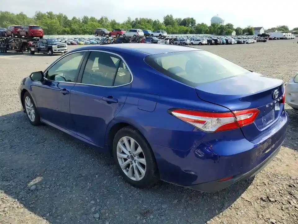 JTNB11HK0J3011187 2018 TOYOTA CAMRY-1