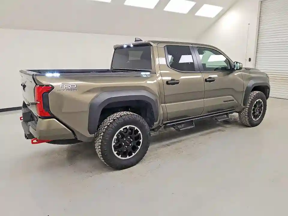 3TYLC5LN1ST033134 2025 TOYOTA TACOMA-2