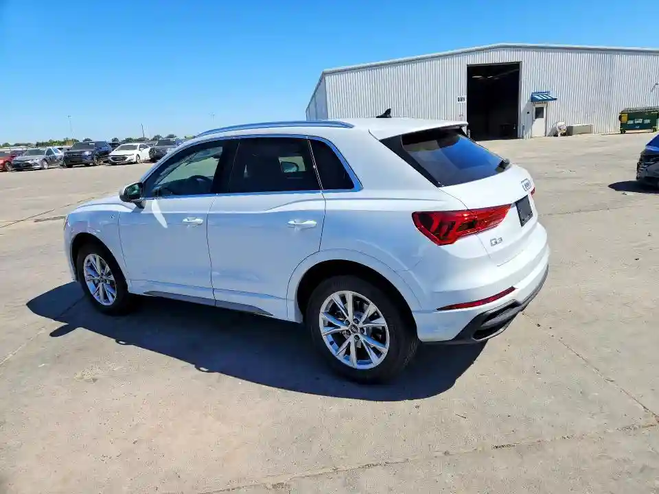 WA1EECF34S1082705 2025 AUDI Q3-1