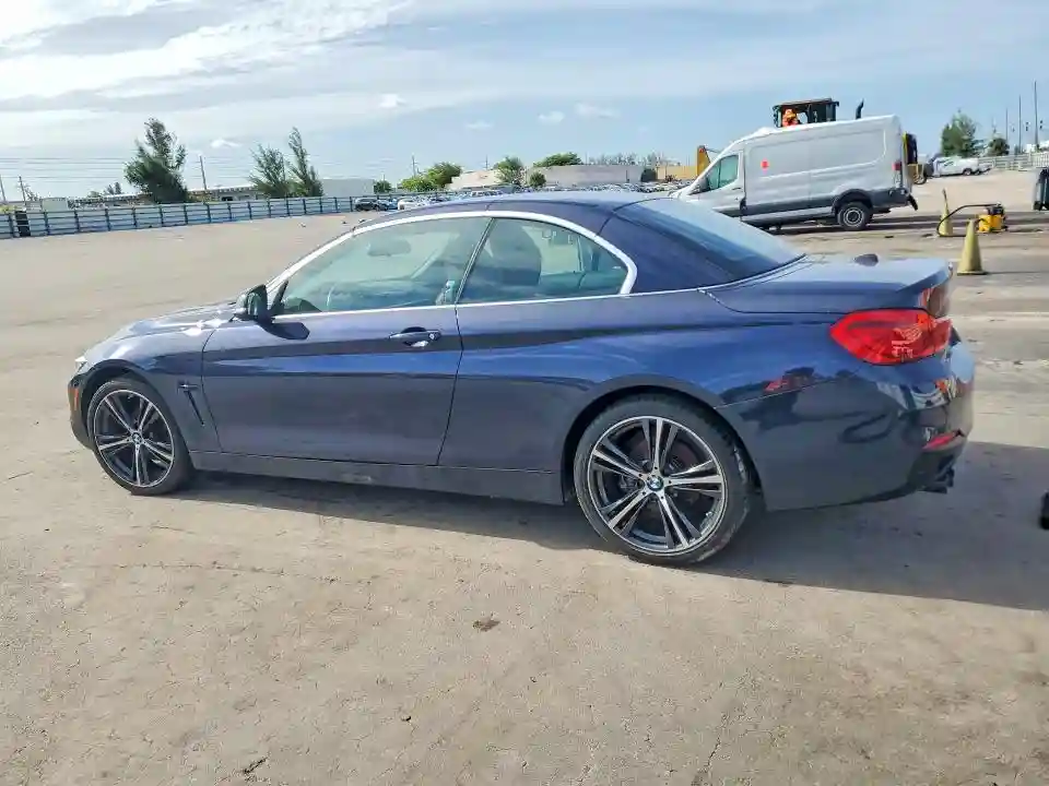 WBA4Z1C56JEC72576 2018 BMW 4 SERIES-1