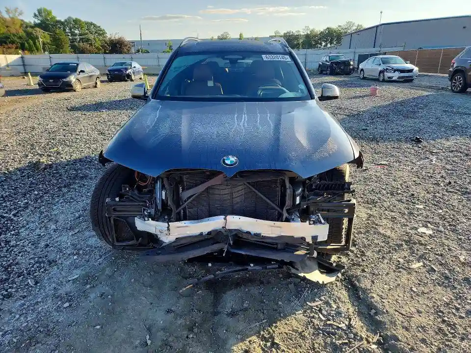 5UXCX6C09M9E15859 2021 BMW X7-4