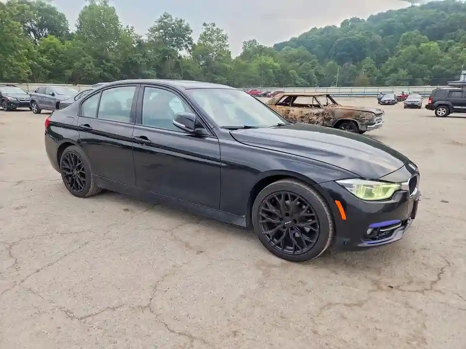 WBA8D9C5XJEM34527 2018 BMW 3 SERIES-3