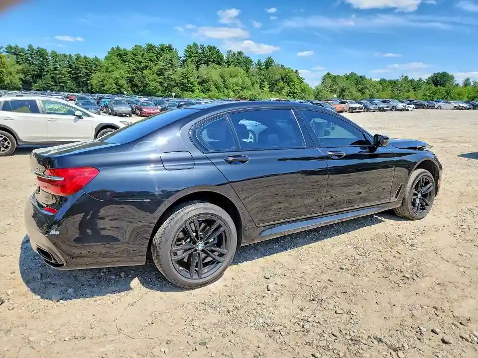 WBA7E4C57KGV70292 2019 BMW 7 SERIES-2