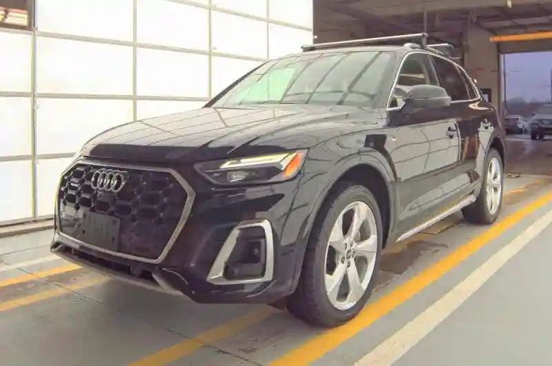 WA1EAAFY1N2063796 2022 AUDI Q5-0