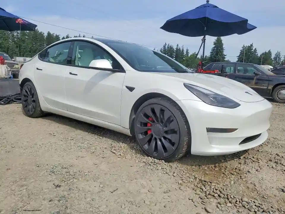 5YJ3E1EC8PF560920 2023 TESLA MODEL 3-3