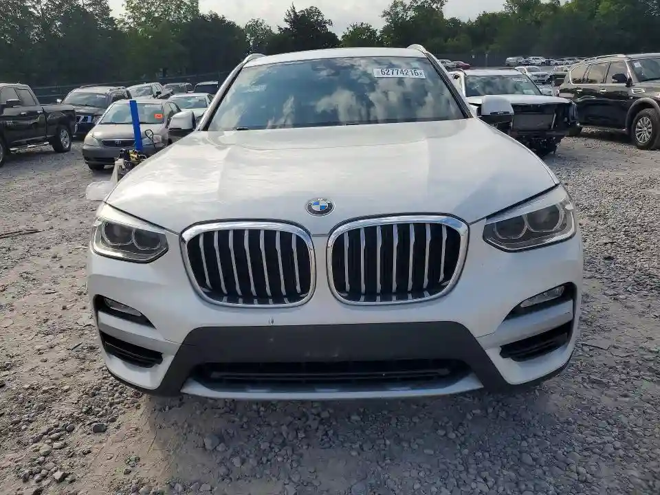 5UXTR7C59KLE93750 2019 BMW X3-4