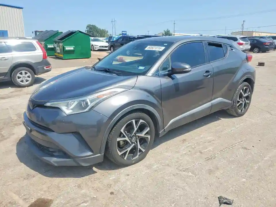 NMTKHMBXXJR011913 2018 TOYOTA C-HR-0