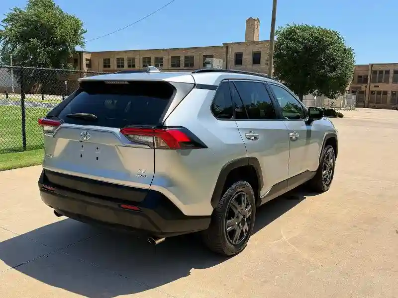 JTMF1RFV3KJ005186 2019 TOYOTA RAV4-3