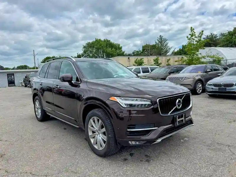 YV4A22PK6J1358472 2018 VOLVO XC90-0
