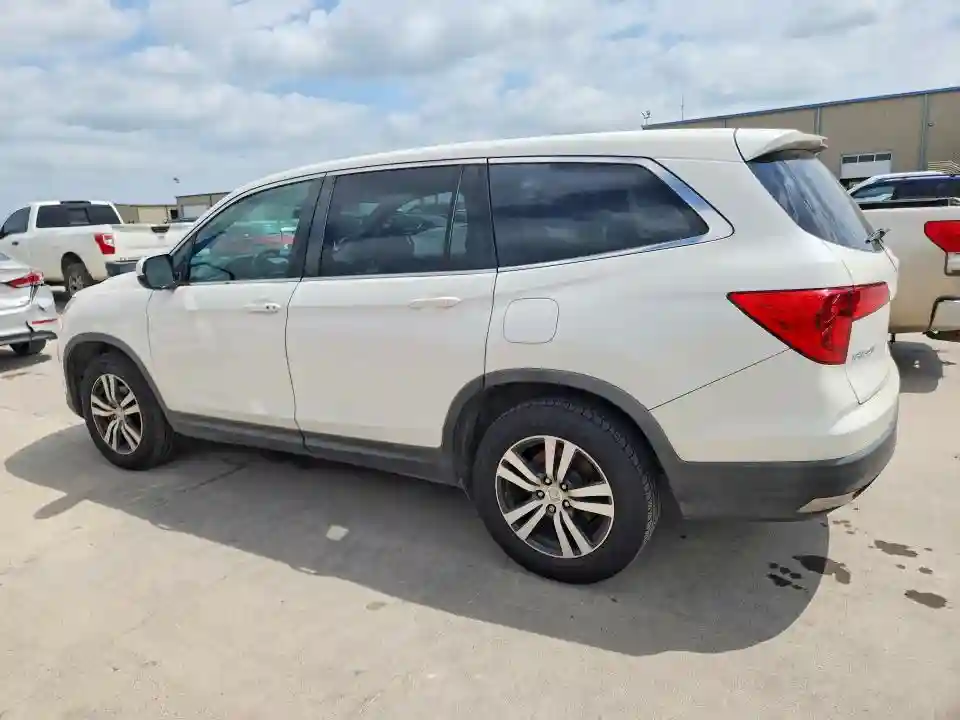 5FNYF6H39HB079197 2017 HONDA PILOT-1