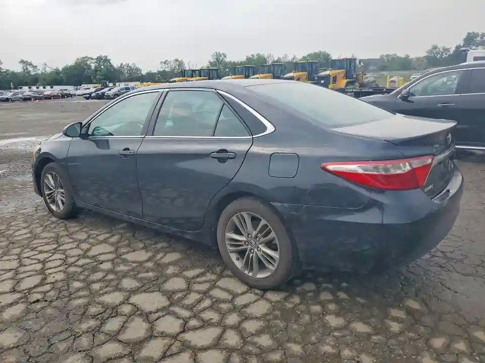 4T1BF1FK0HU408228 2017 TOYOTA CAMRY-1
