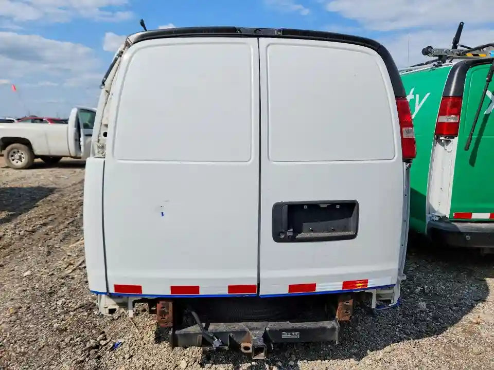 1GCWGAFPXJ1319823 2018 CHEVROLET EXPRESS-5