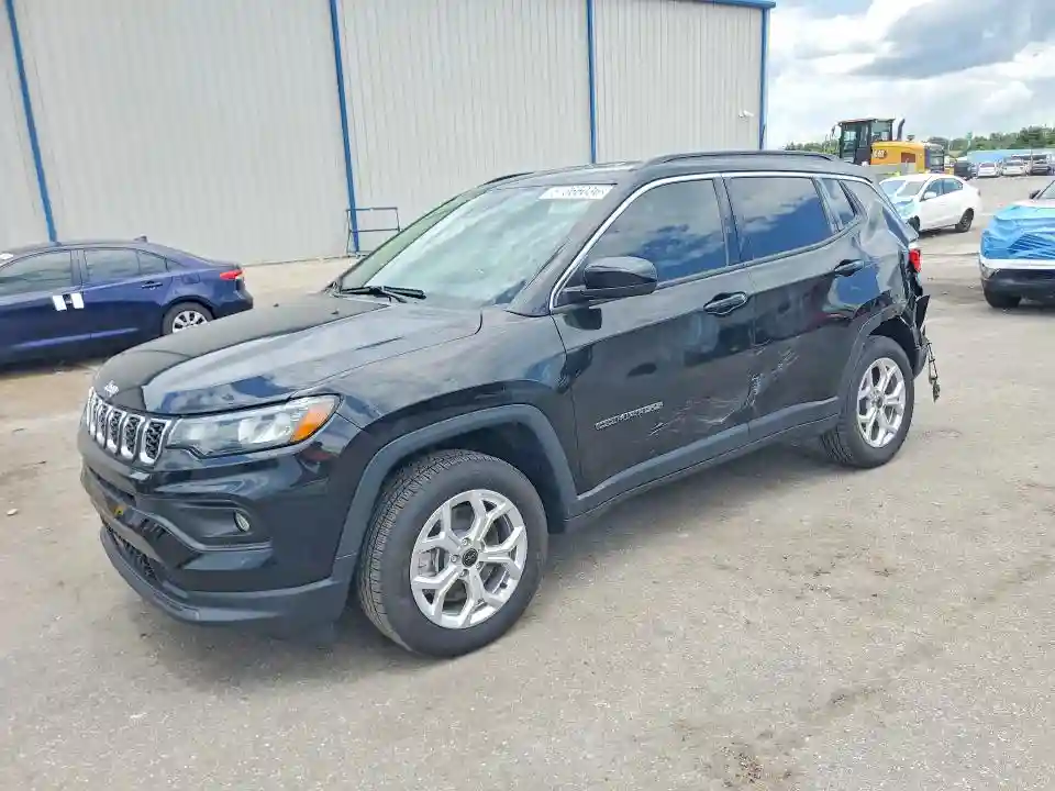 3C4NJDBN8ST588206 2025 JEEP COMPASS-0