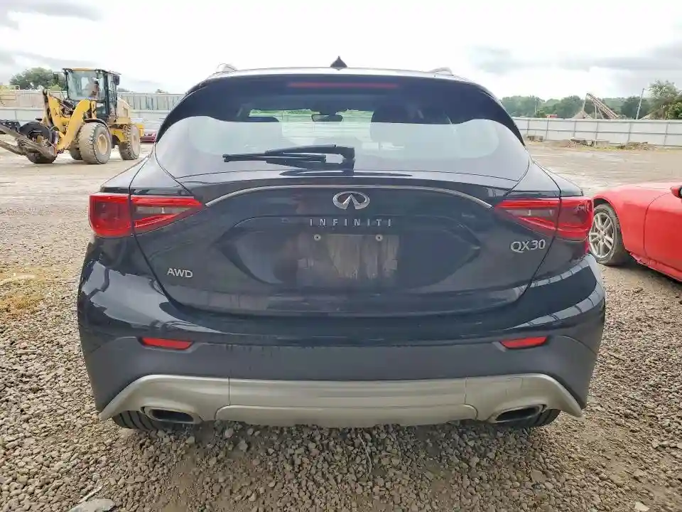 SJKCH5CR6JA047491 2018 INFINITI QX30-5