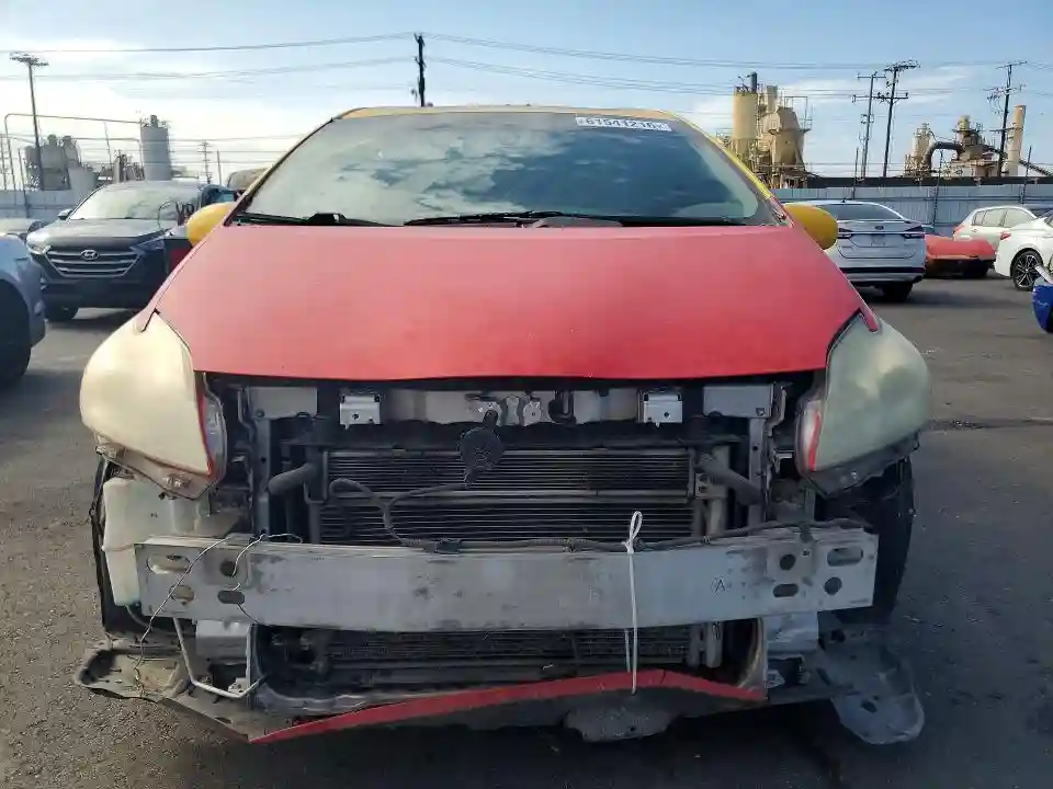 JTDKN3DU9F1980937 2015 TOYOTA PRIUS-4