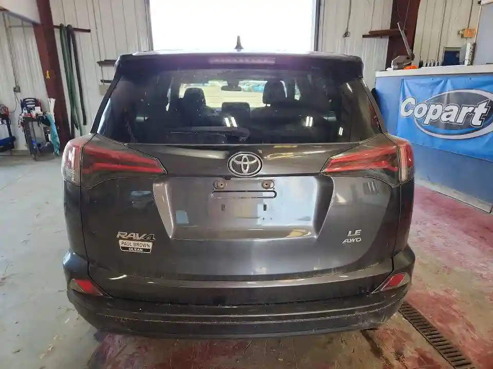 2T3BFREV6JW776565 2018 TOYOTA RAV4-5