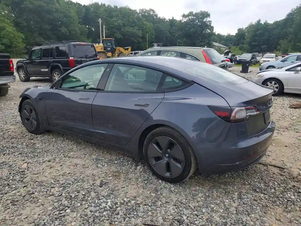 5YJ3E1EA0PF434596 2023 TESLA MODEL 3-1