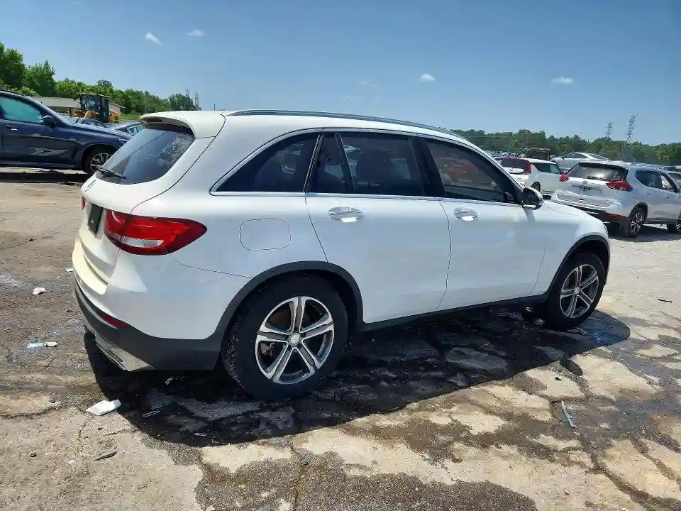 WDC0G4JB6HF196807 2017 MERCEDES-BENZ GLC-CLASS-2