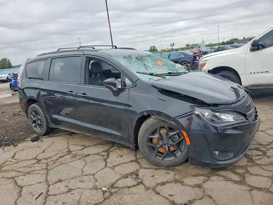2C4RC1EG5JR291788 2018 CHRYSLER PACIFICA-3