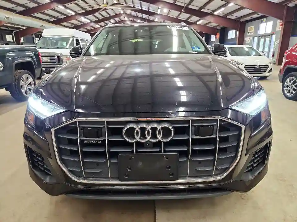 WA1BVAF17KD007310 2019 AUDI Q8-4