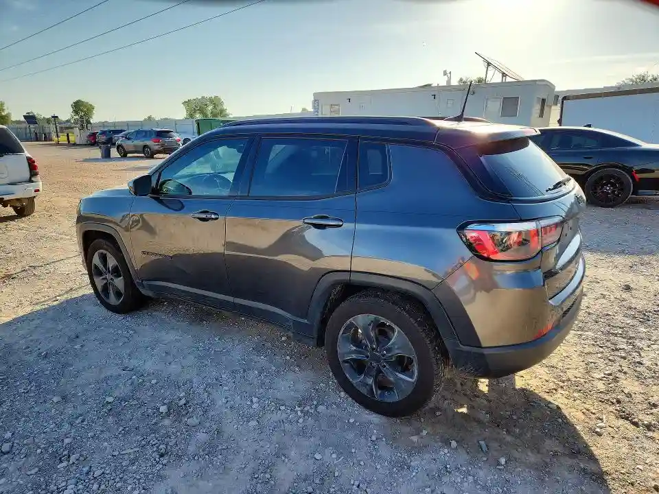 3C4NJCBB8LT129422 2020 JEEP COMPASS-1