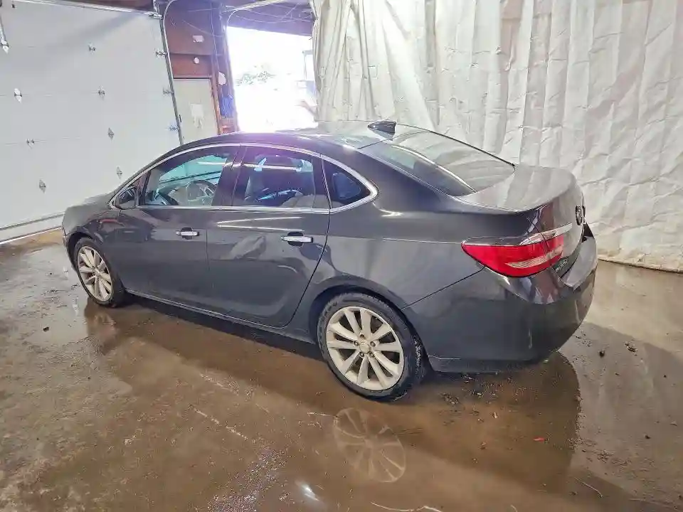1G4PS5SK5F4194185 2015 BUICK VERANO-1