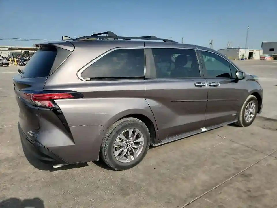 5TDYRKEC8MS040207 2021 TOYOTA SIENNA-2