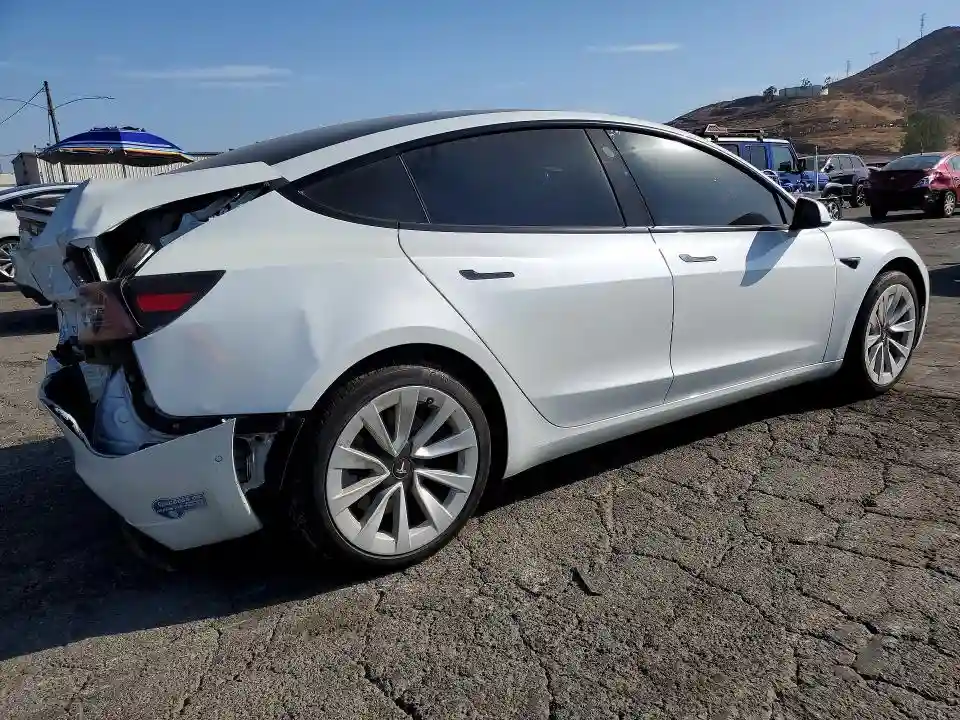 5YJ3E1EB2MF877465 2021 TESLA MODEL 3-2