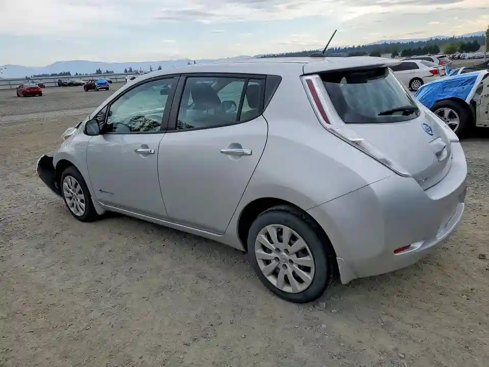 1N4AZ0CP0FC307118 2015 NISSAN LEAF-1