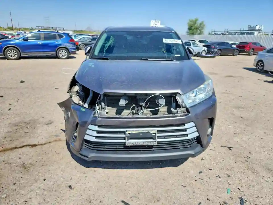 5TDKZRFH4JS258715 2018 TOYOTA HIGHLANDER-4