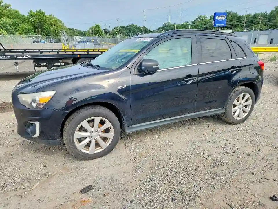 4A4AP4AW9FE044870 2015 MITSUBISHI OUTLANDER-0