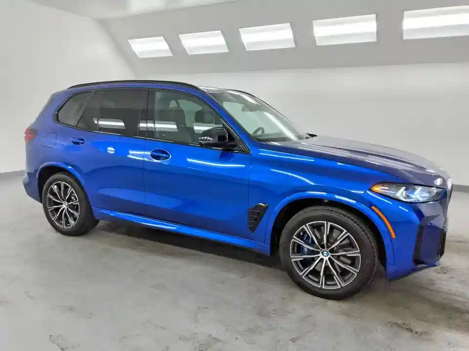 5UX33EU04T9018947 2026 BMW X5-3