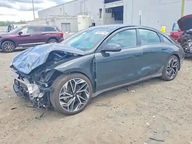 KMHM34AA3PA022842 2023 HYUNDAI IONIQ 6 SE-0