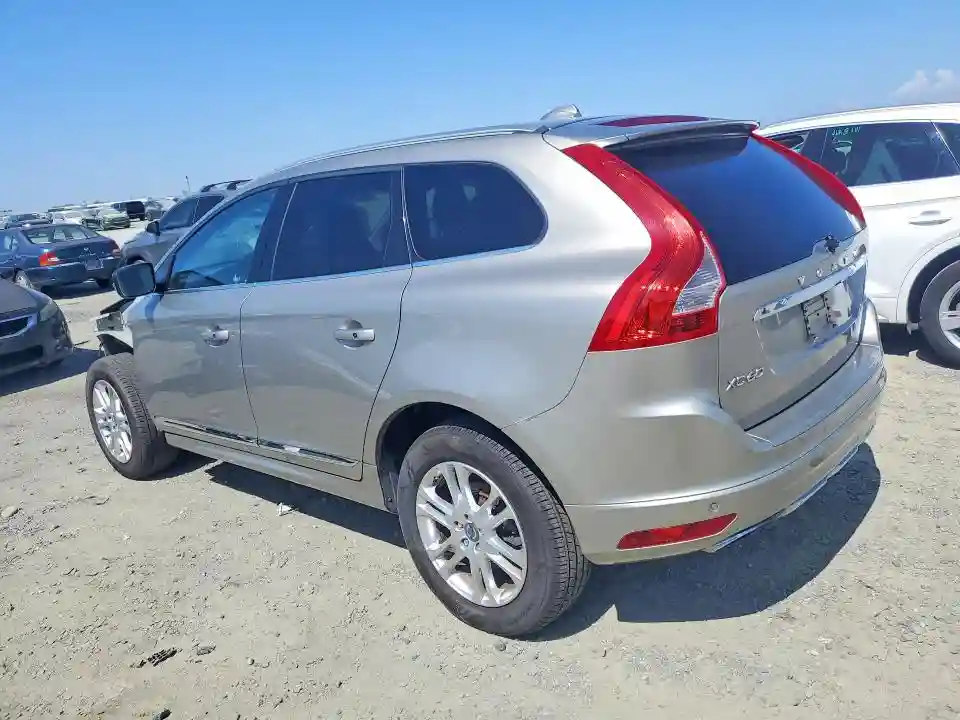 YV426MDC1F2616691 2015 VOLVO XC60-1
