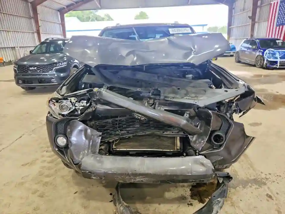 JTEZU5JR3H5155593 2017 TOYOTA 4RUNNER-4