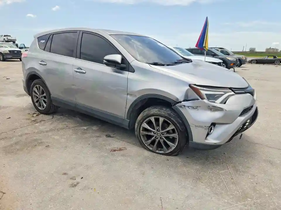 JTMYFREV4JJ202331 2018 TOYOTA RAV4-3