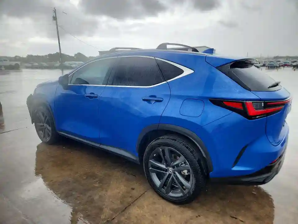 JTJHKCFZ4P2015214 2023 LEXUS NX-1