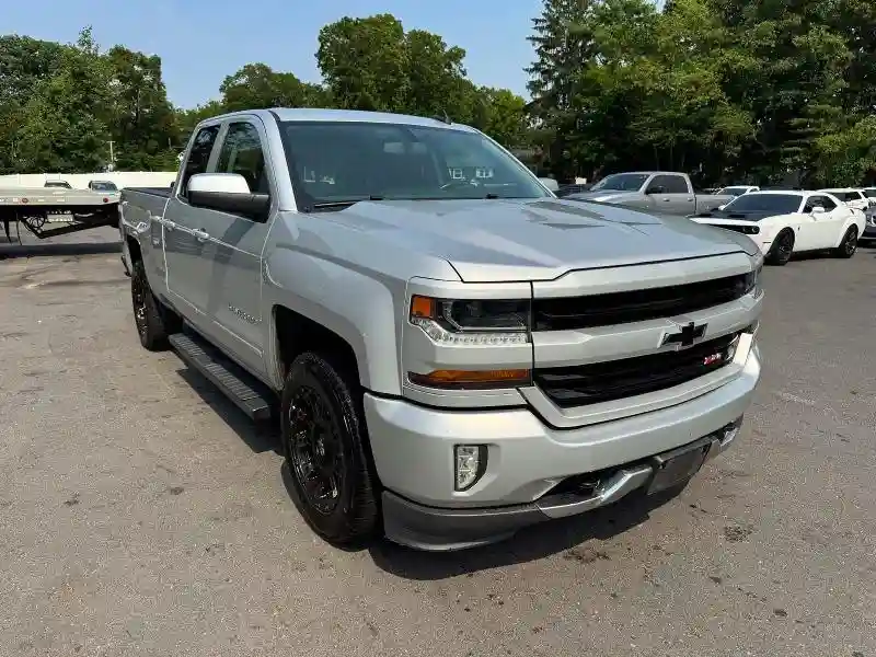 1GCVKREC3JZ373599 2018 CHEVROLET SILVERADO-3