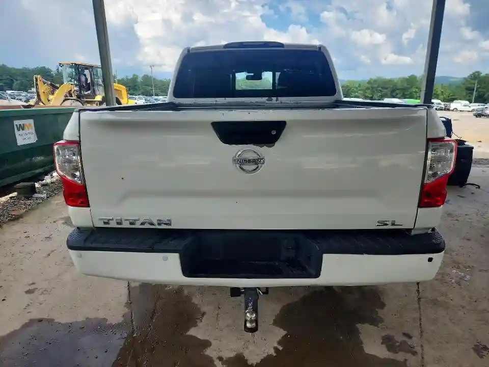 1N6AA1E62HN537775 2017 NISSAN TITAN-5