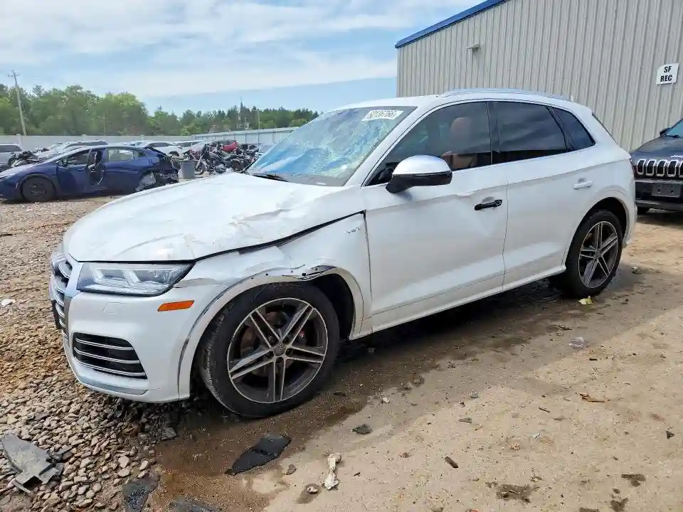WA1A4AFY7J2203432 2018 AUDI SQ5-0