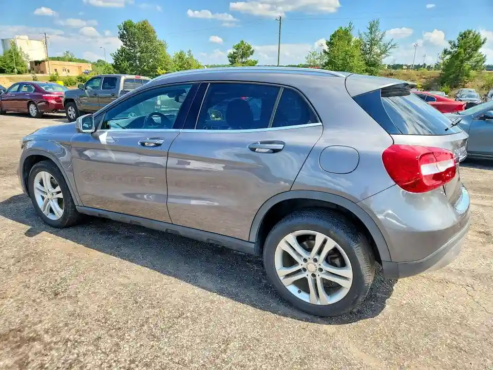 WDCTG4GB3JJ371070 2018 MERCEDES-BENZ GLA-CLASS-1