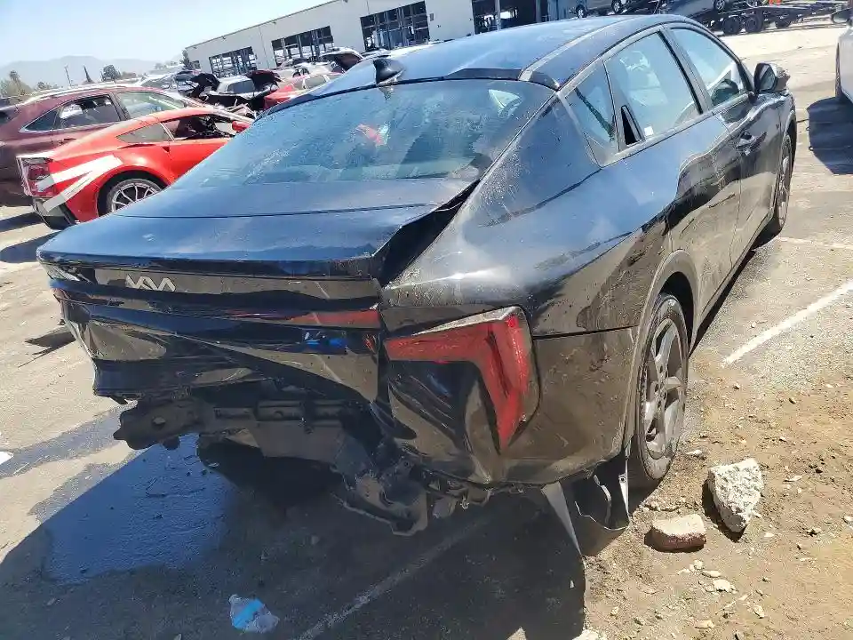 3KPFT4DE8TE270023 2026 KIA K4 LXS-2